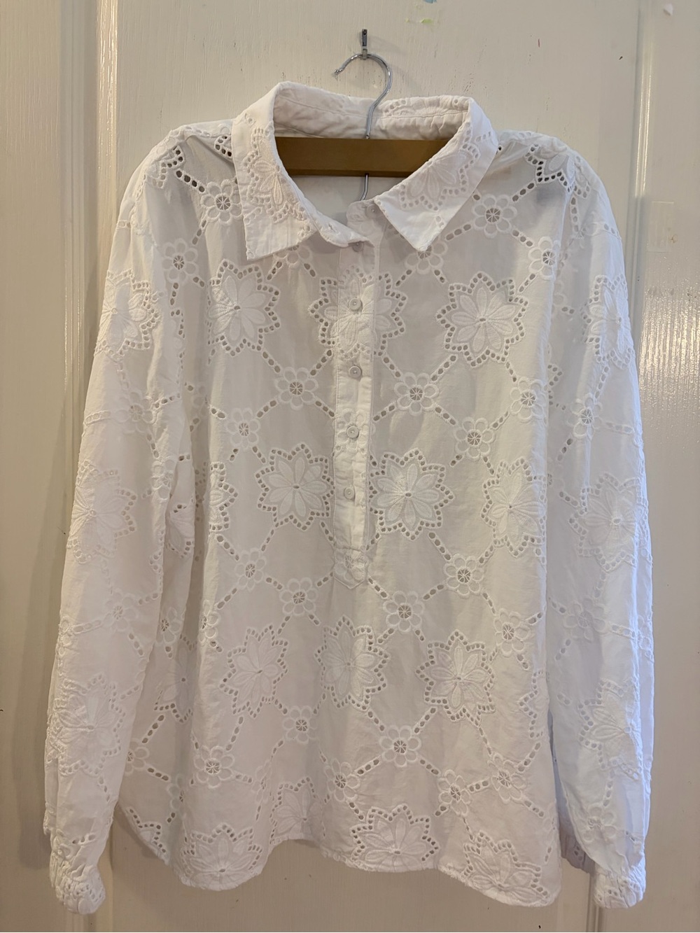 Talbot White Eyelet Button-Front Blouse - Picture 2 of 3